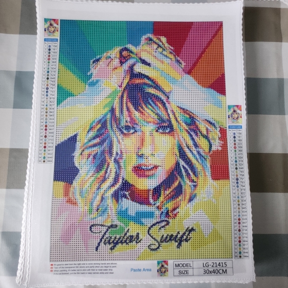 Taylor Swift DIY 5D Full Round Drill Diamond Painting - Picture 2 of 7